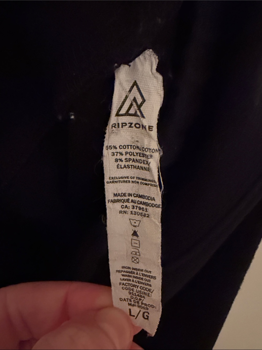 Girls' Black Active Leggings with Subtle Triangle Logo - Picture 4 of 4